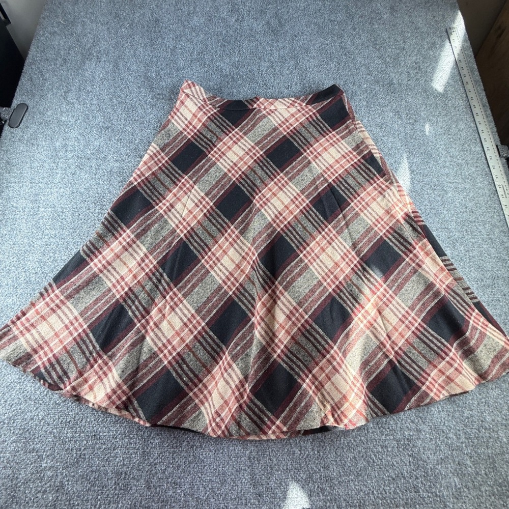 Vintage Alex Colman Sportswear Plaid A-Line Skirt Red Black Tan Woven 33 Waist